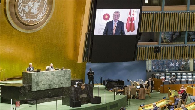 مندوب إسرائيل يغادر القاعة الأممية إثر انتقادات أردوغان (شاهد)